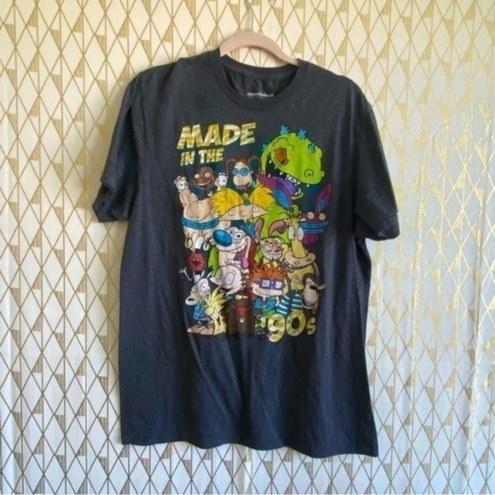 Nickelodeon t shirt​